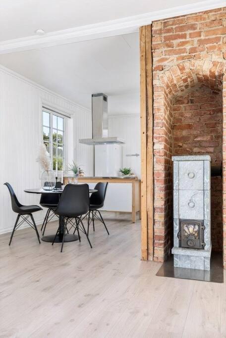 Апартаменты Lys Og Sentral Leilighet Med Terrasse Og Hage Лиллехамер Экстерьер фото