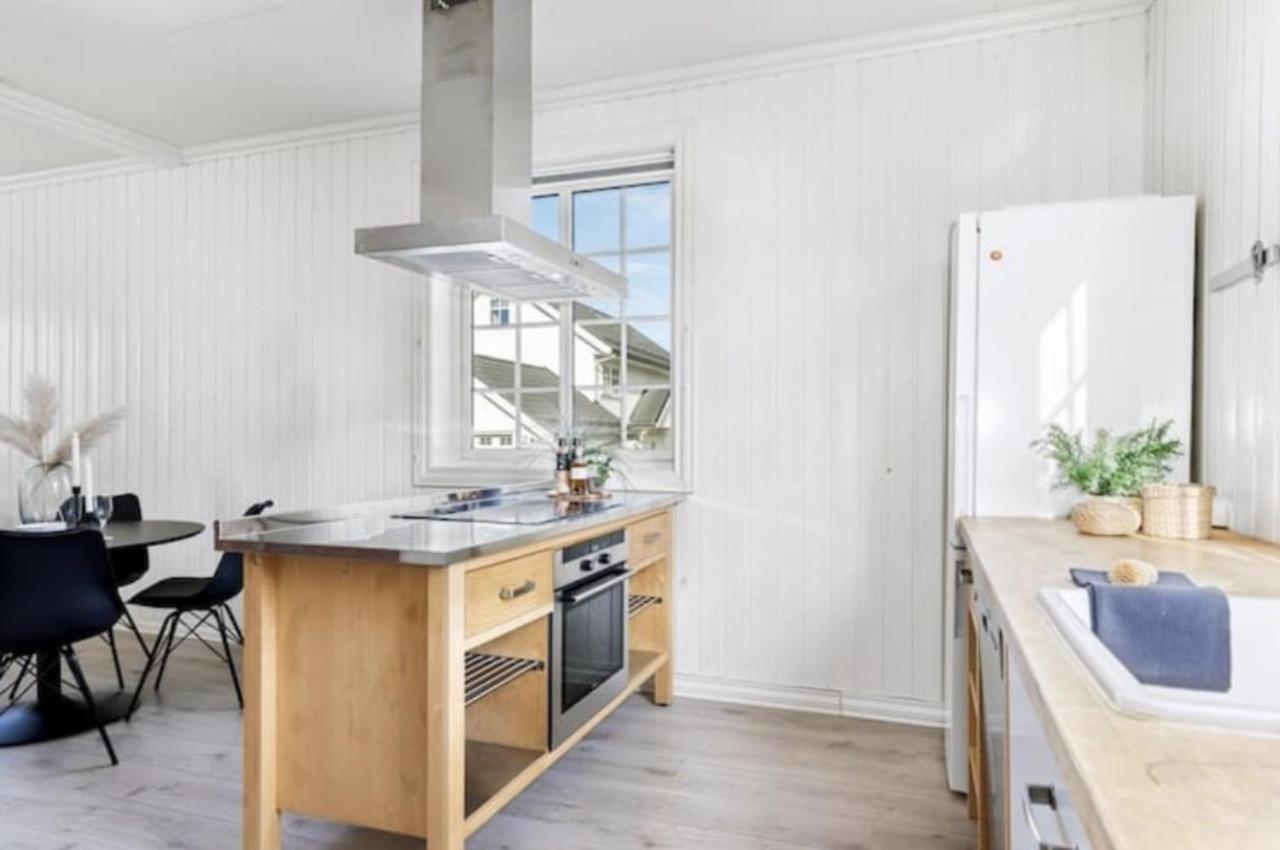 Апартаменты Lys Og Sentral Leilighet Med Terrasse Og Hage Лиллехамер Экстерьер фото